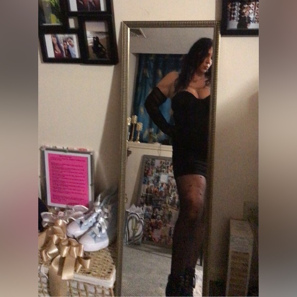 Meet your Posher, Nicole - Picture 6 of 10